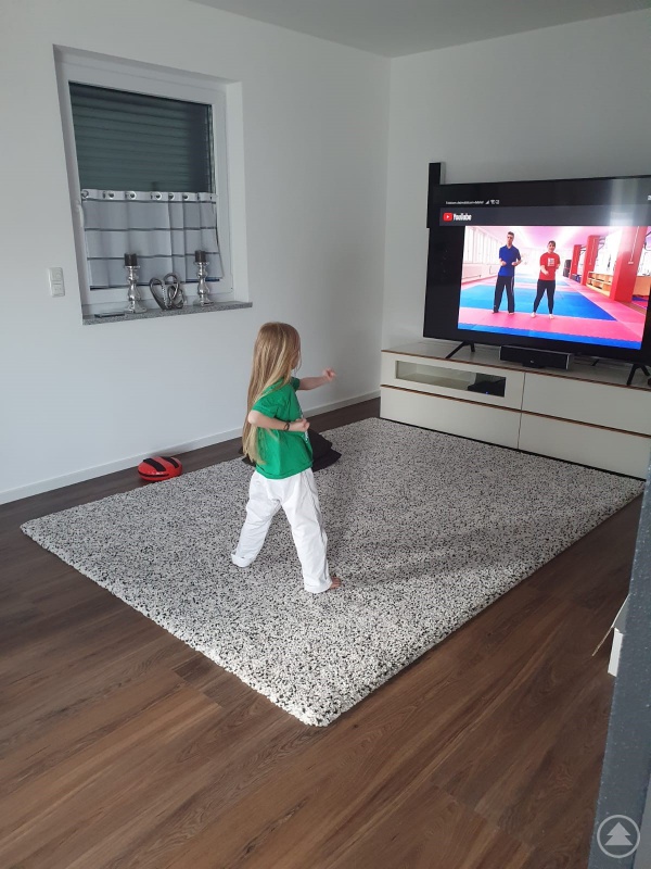 Miriam - Live dabei vom Wohnzimmer aus