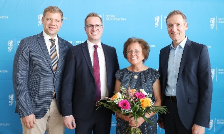 Langjährige Leiterin der Sozialverwaltung des Bezirks Niederbayern verabschiedet