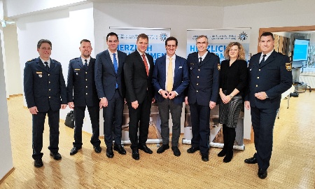 Zügige Aufnahme des mehrtägigen Seminarbetriebs als nächstes Etappenziel