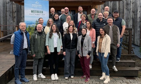 Tourismusakteure im Landkreis Freyung-Grafenau vernetzen sich beim gro&szlig;en Touristiktreffen