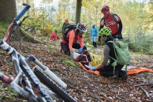 Gewusst wie: Erste-Hilfe im Gelände