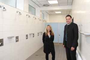 Sanitärbereich von Turnhalle und Hallenbad in Grafenau runderneuert