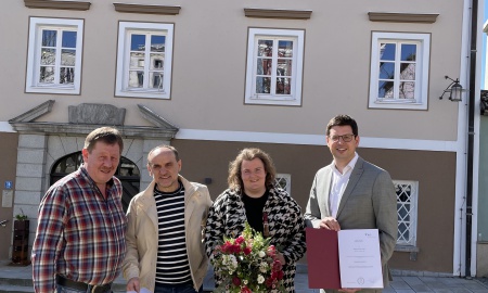 Stephanie Kellermann absolviert erfolgreich Beschäftigungslehrgang