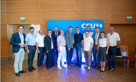 Bezirksparteitag sendet Zeichen der Geschlossenheit und Erneuerung