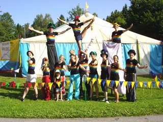 Flyer/Grafik zum Event: Zirkusschule "Windspiel" am Sa., 16.08.2014 von 15:00 bis 16:30 Uhr