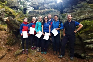 Bergwachtler bestehen Prüfung Sommerrettung am Arber