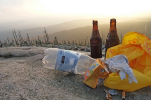 Müll aus – Natur an