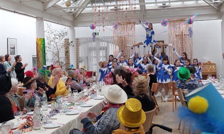 Faschingsfreude im Seniorenstift Heiliggeist