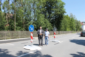 Neue Überquerungshilfe an der Neuburger Straße