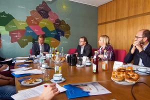 Der Bezirk Niederbayern hilft im Pflegefall