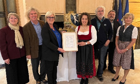 Auf die Freundschaft