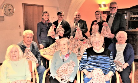 Rotary-Club erf&uuml;llt Weihnachtsw&uuml;nsche im Heiliggeiststift Passau