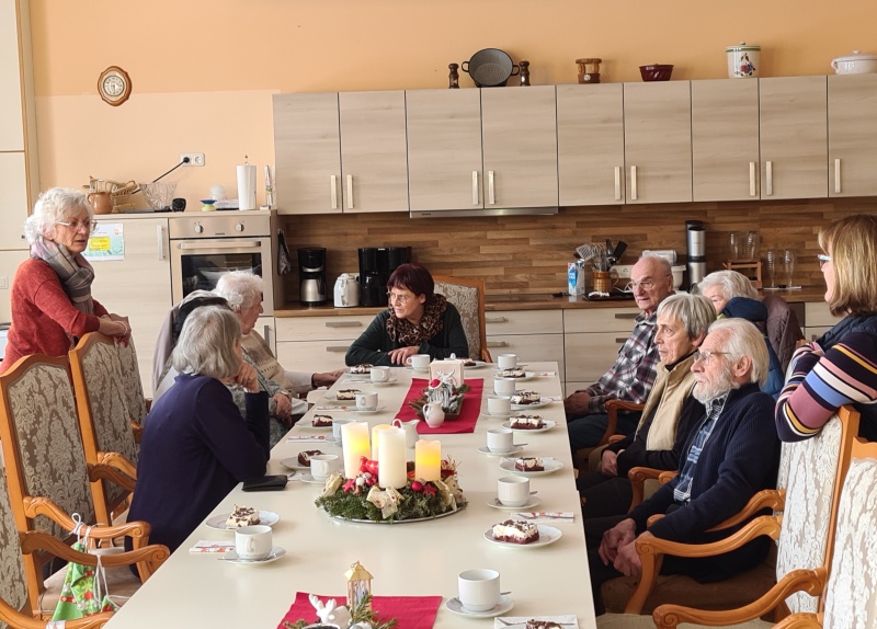 Seniorenclub Philippsreut nimmt die SENTA Mauth ganz genau unter die Lupe.