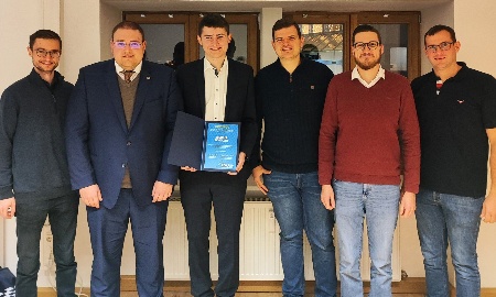 Michael Scherzer absolviert Politische Akademie der CSU