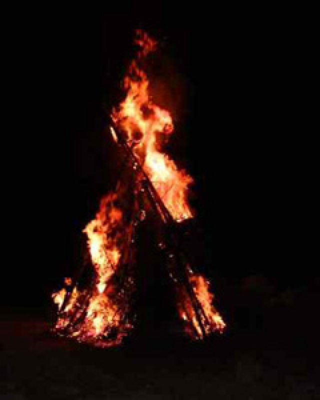 Flyer/Grafik zum Event: Sonnwendfeuer am Sa., 13.06.2015 von 20:00 bis 23:00 Uhr