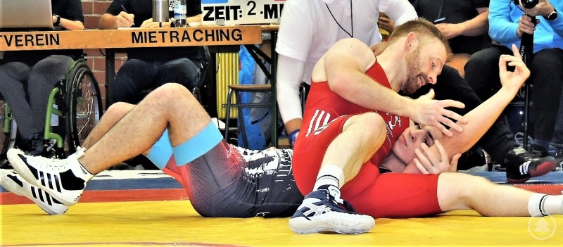 Anze bei einem seiner letzten Kämpfe auf der Mietrachinger Matte