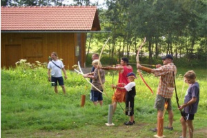 Traditionell Bogenschießen in der Bogenregion Bayerischer Wald
