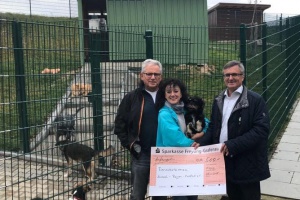 Muthmann-Wahlkampfversprechen eingelöst – 8 000 Euro sind verteilt