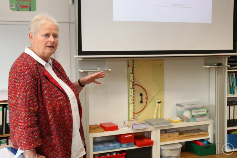 Prof. Dr. med. Michele Noterdaeme, Chefärztin der Klinik für Kinder- und Jugendpsychiatrie und -psychotherapie am Josefinum in Augsburg: Man ist der Erkrankung nicht ausgeliefert. Frühe Diagnose, spezifische Beratung und Behandlung ermöglichen Lebensqualität.