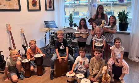 Trommelstark! So klingen die Sommerferien in der Musikschule Klangwelt