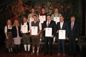 Meisterbriefe für junge Landwirte