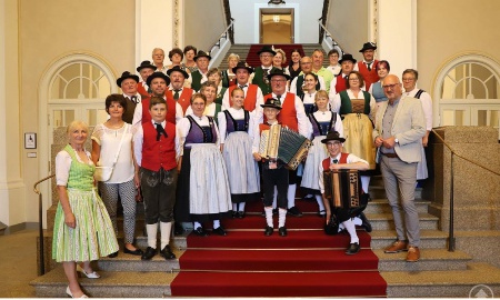 Musik und Tanz in der Bürkleinhalle