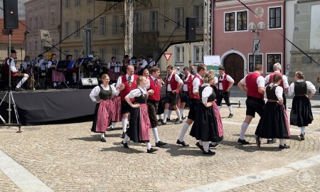"Auf gemeinsame Note 2023" - Musik- und Heimatverein Haus i.Wald zu Besuch im Kurort Třeboň, der Partnerstadt unseres Landkreises