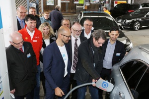 Erste Wasserstoff-Tankstelle im Regierungsbezirk Niederbayern