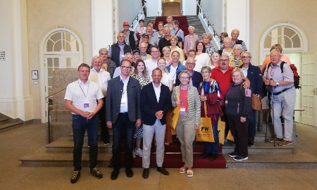 Bayerwäldler erkunden den Landtag