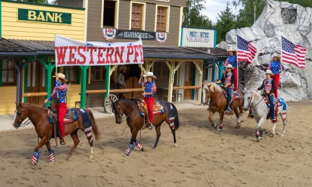 Das große Spektakel für Reiter- und Pferdefreunde in Pullman  City – Das Westernpferd Event vom 15.-18.8.2024 in Eging am  See.
