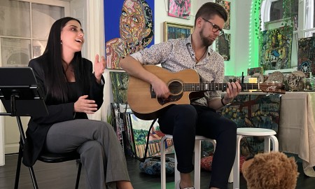 Wohnzimmerkonzert in der Art Factory ncstreetsart® – A Bittle Lit begeistern die Zuhörer