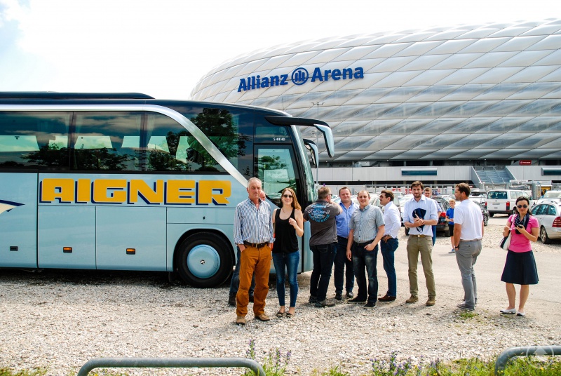 Die Passauer Wirtschaftsjunioren auf Tour in München. 