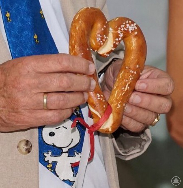 Mit einer herzigen Willkommensbrezel wurde jeder neue Gymnasiast begrüßt