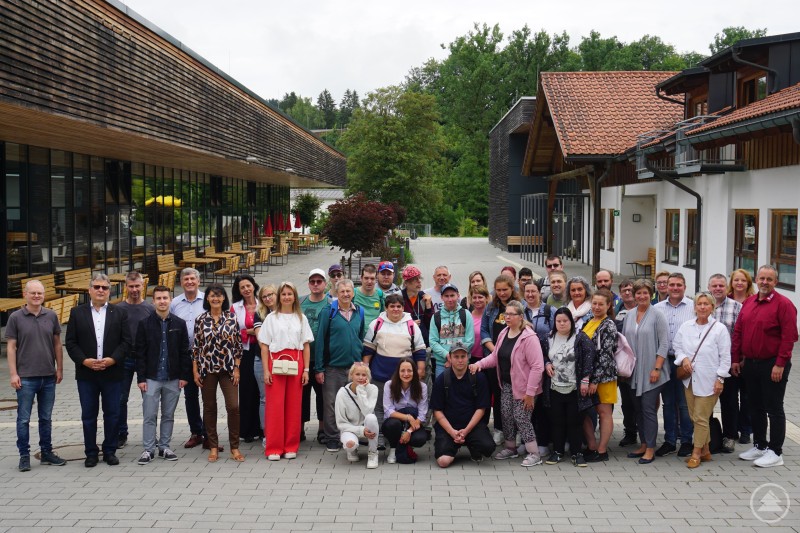Der EURES-Austauschtag mit den Kolleginnen und Kollegen aus den Wolfsteiner Werkstätten sowie dem Besuch aus Tschechien, dem Vorstand der Caritas, der Leitung der Arbeitsagentur sowie dem EURES-Team.