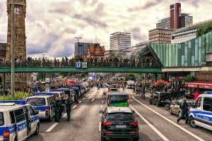 Friedliche Veranstaltung und Gegenversammlung in Deggendorf