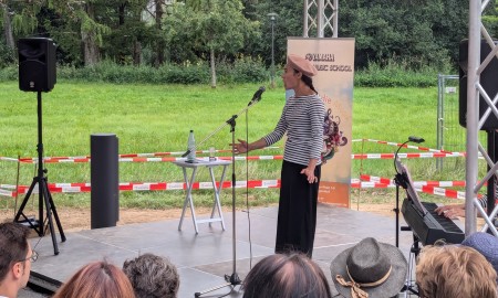 Französischer Musikgenuss à la Theatron Deggendorf: Ein Konzert verzaubert mit Chansons und Charme