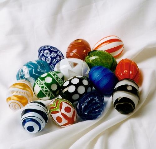 Flyer/Grafik zum Event: Neugestaltete gläserne Ostereier am So., 24.03.2024 - So., 31.03.2024