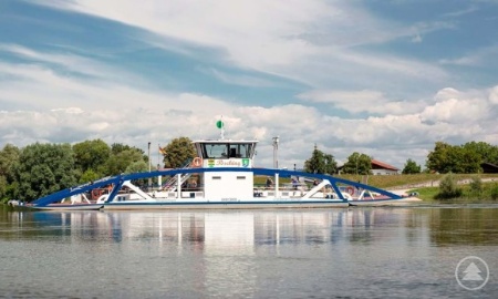Einigkeit bei Anpassung der Fährentgelte an der Donaufähre Posching