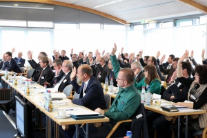 Regionale Wirtschaft steht zur Startbahn