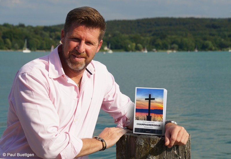 Flyer/Grafik zum Event: Lesung mit Guido Buettgen: Champagnergrab am Fr., 31.01.2025 ab 19:30 Uhr