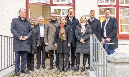 Artothek des Bezirks Niederbayern feierlich eröffnet