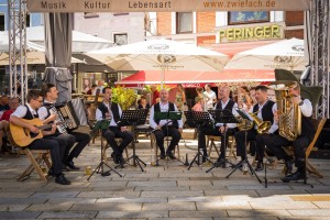 Drumherum - Das Volksmusikspektakel 2026 in Regen
