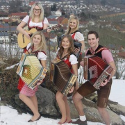 Schönberger Trachtlermusi