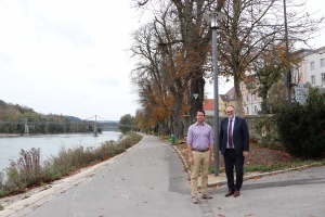 Beleuchtung an der Innpromenade: 1. Abschnitt ist fertig