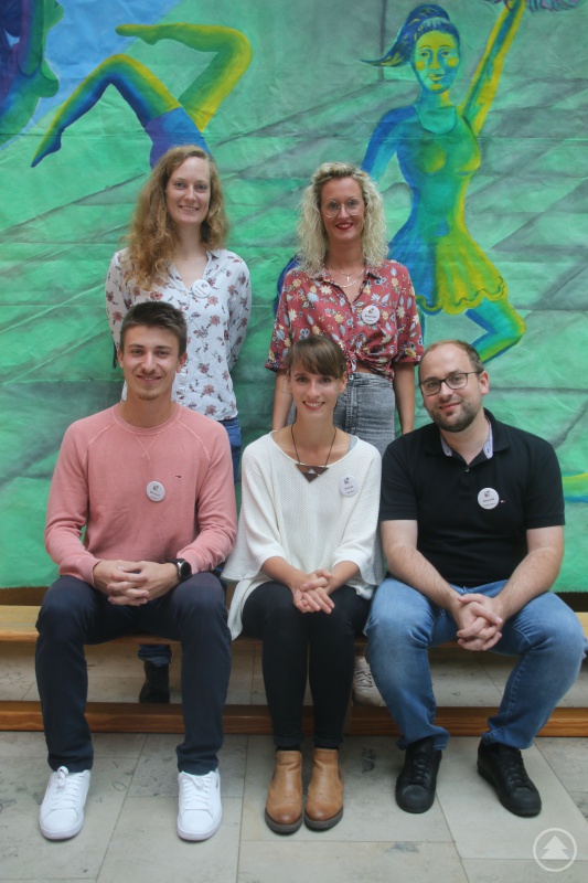 (von links nach rechts): Mascha Heiderich, Atlanta Baranski (hinten)                                                       Florian Wenzel, Carolin Freiss, Franz-Xaver Oswald (vorne)