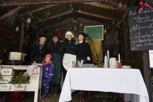 „Weihnachten wia´s früher war“ -  der Adventszauber im Schloss Buchenau