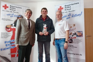 BRK verabschiedet langjährigen Rettungsassistenten in den Ruhestand