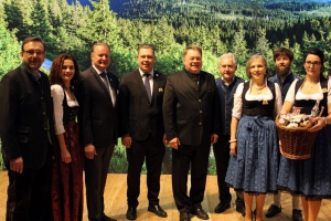 Minister Brunner will „neugierig auf Bayern machen“