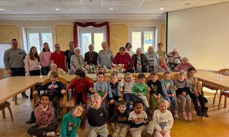 Bunte Eier und strahlende Gesichter im Seniorenheim St. Helena