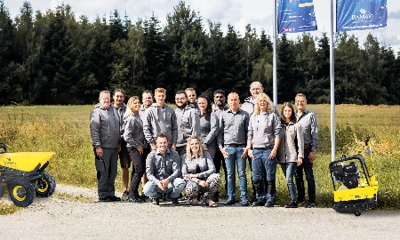 Holz- und Maschinentechnik Markmüller aus Hofkirchen: Wenn die Liebe zum Handwerk die schönsten Erfolgsgeschichten schreibt